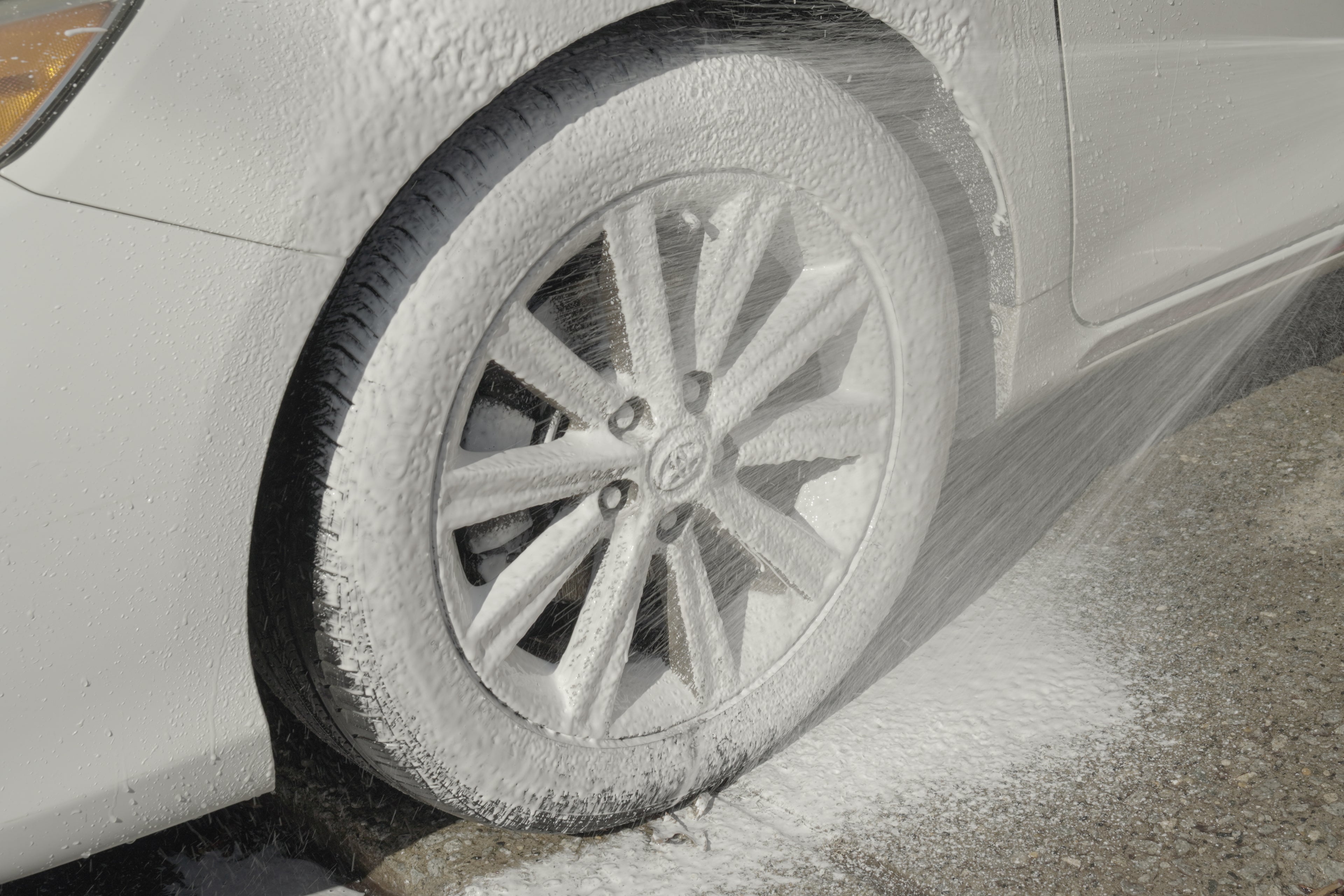 Exterior Detailing (Coupes/Sedans)